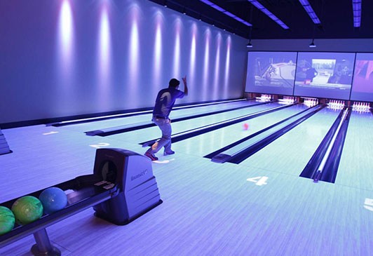 Main Event EntertainmentTM Opens Katy Location with One-Stop Eat, Bowl, Play Options.