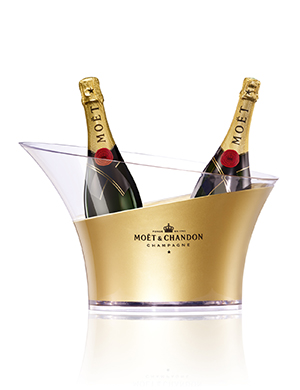 QSLD commissioned to revisit the line of POS for the renowned champagne Moet & Chandon
