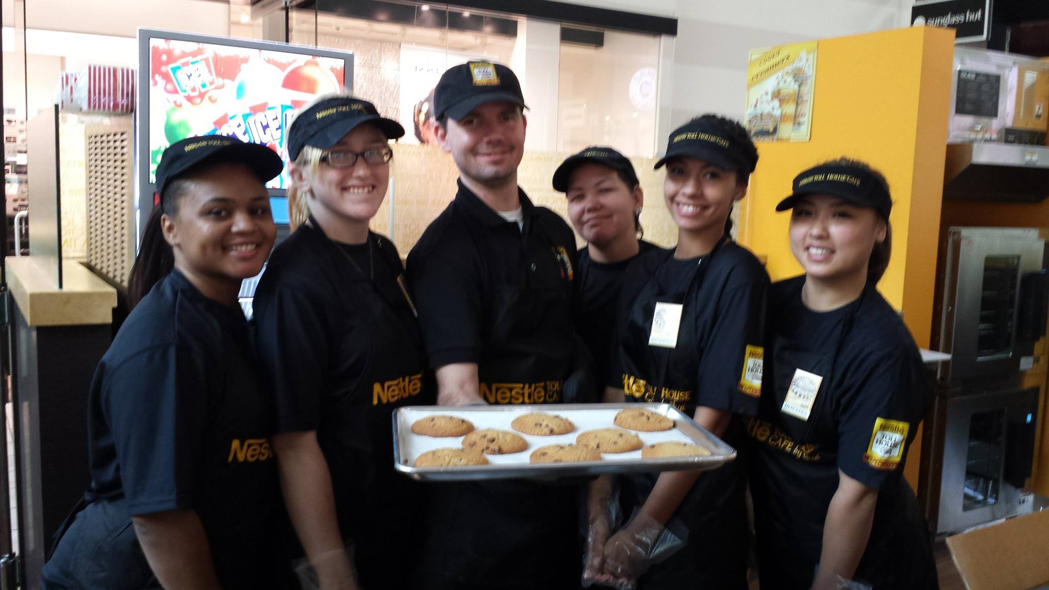 Nestlé® Toll House® Café by Chip Makes Washington Debut at Alderwood Mall