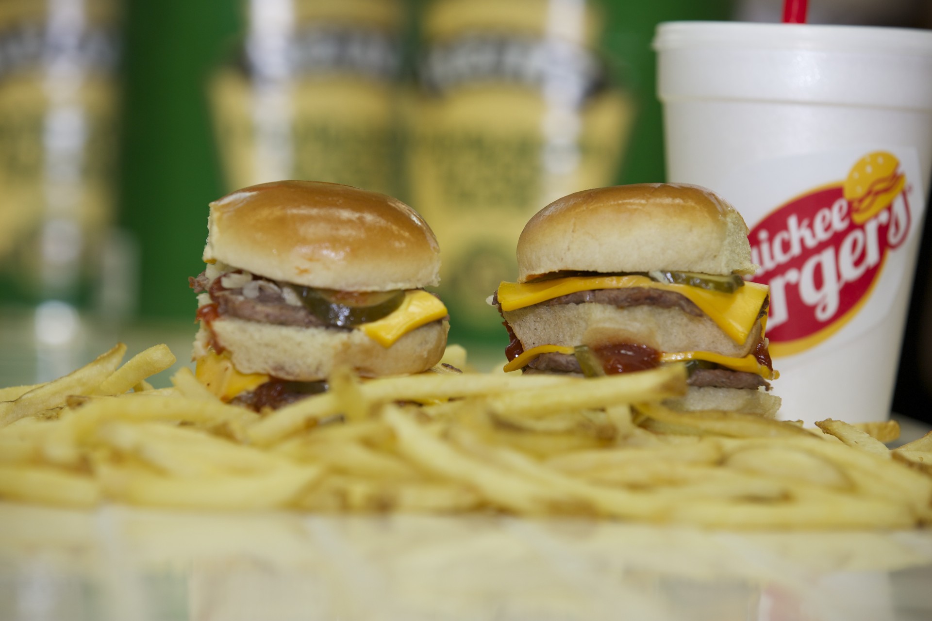 Quickee Burgers Redefines Quick Service Restaurants Format