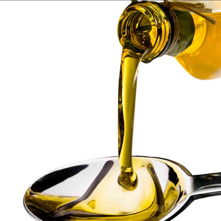Olive Oil, Nuts May Help Reverse Heart Risk Factors