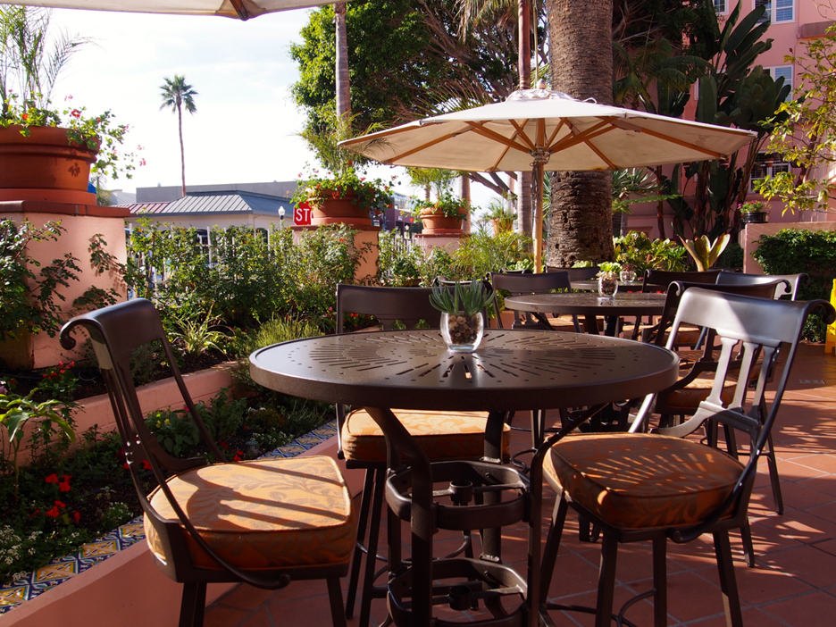 La Jolla’s Café la Rue Restaurant Rightly Reimagined