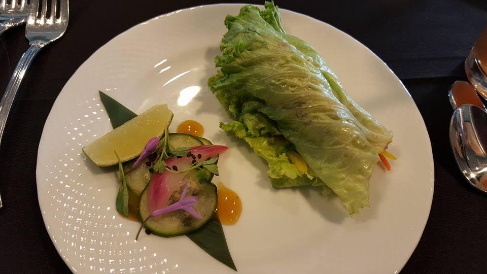 Crispy Chicken Lettuce Wraps