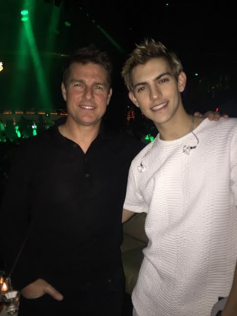 Tom Cruise hits Vegas Nightlife