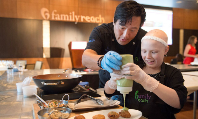 Patriots' Patrick Chung & Chef Ming Tsai Cook for Cause