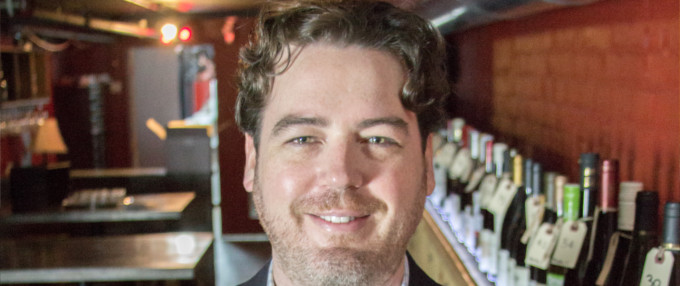 F&B Magazine : Featured Sommelier ~ Darren Scott