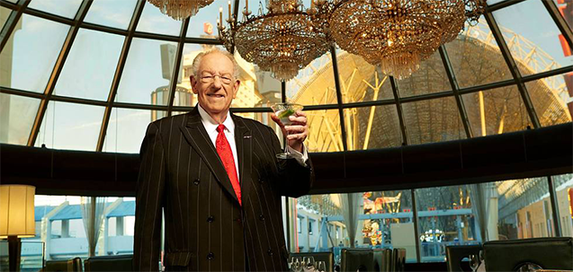 Return to Old Vegas with Oscar’s Steakhouse