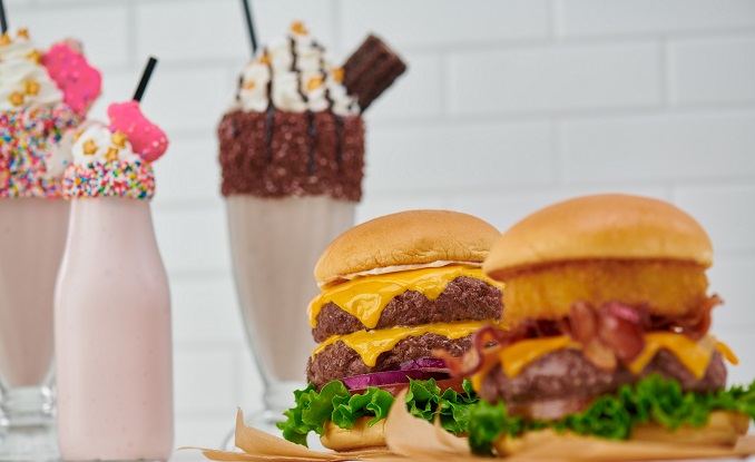 Hard Rock Cafe Las Vegas Strip Debuts a New Menu That Hits All the Right Notes