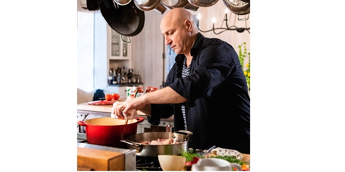 The Jersey Tomato Co. Announces Tom Colicchio as Face of the Brand