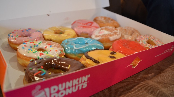 DUNKIN' STILL RUNS ☕️ DIY Kits, Hospital Donations & GrubHub Delivery