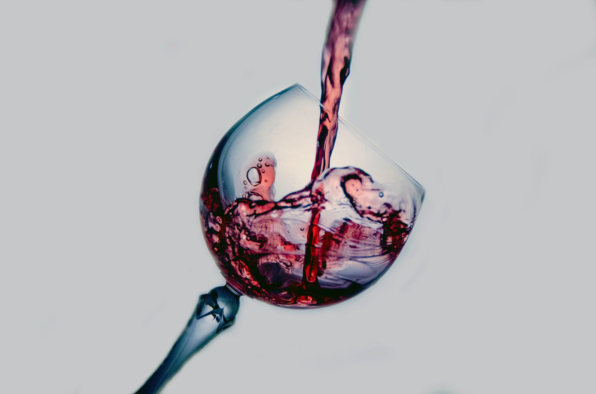 Travel virtually with these wine tastings hosted by Grand Reserve Rewards