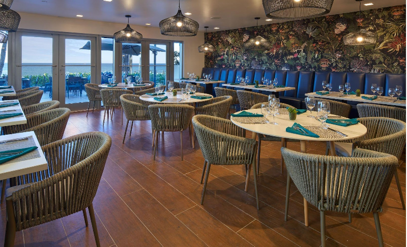 HILLSBORO BEACH RESORT LAUNCHES NEW OCEANFRONT RESTAURANT, ROÍ