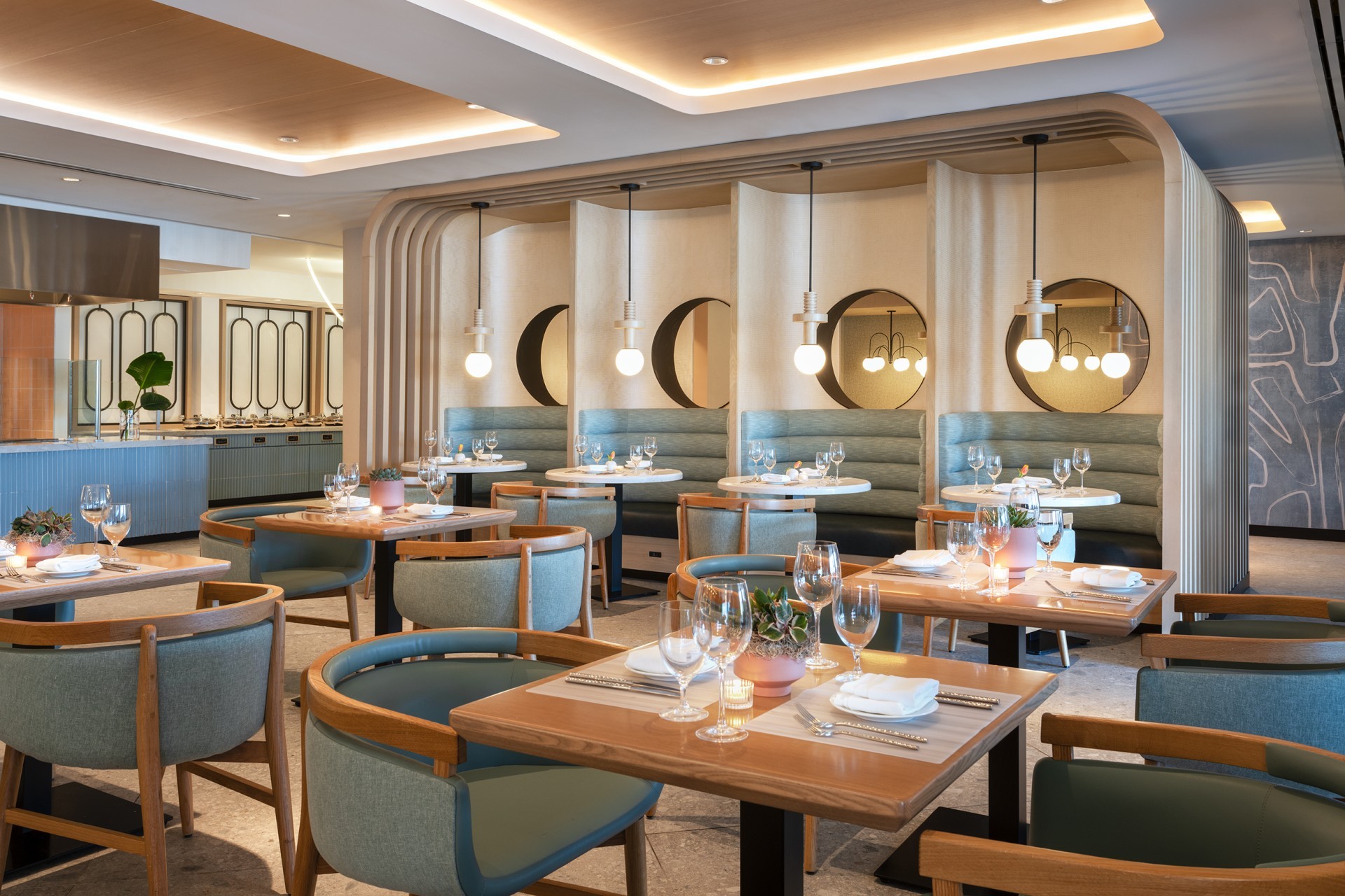 WATERFRONT WANDERLUST: A DEEP DIVE INTO THE REVAMPED MIAMI MARRIOTT BISCAYNE BAY