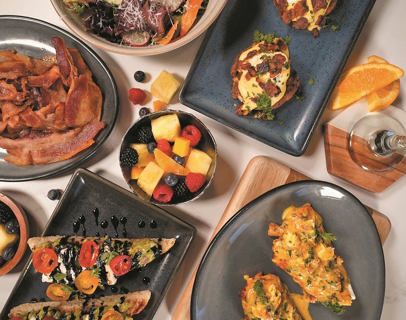 TOPSIDE AT THE BEACON LAUNCHES FULL RESTAURANT SERVICE AND A LA CARTE BRUNCH
