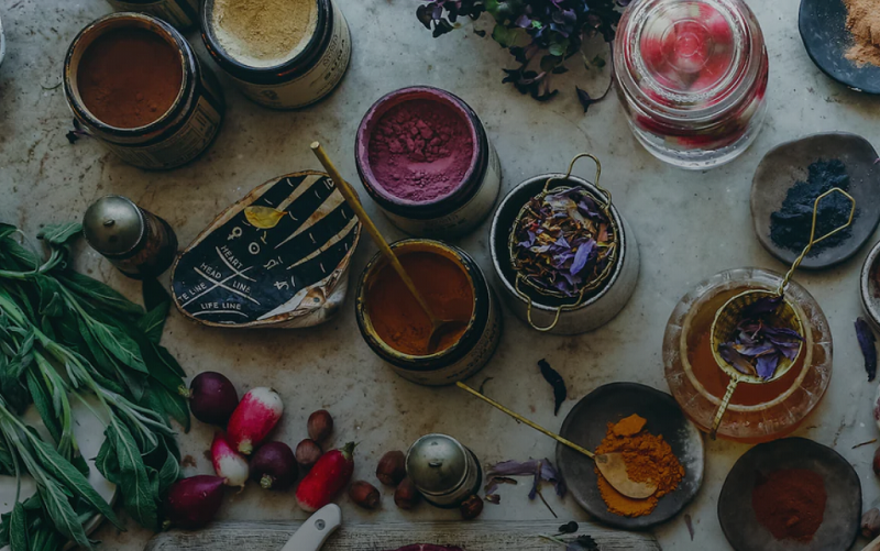 STARBUCKS GINGERBREAD LATTE? NAH, TRY THIS HEALTHY HERBAL DUPE FROM ANIMA MUNDI