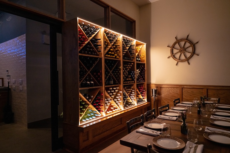 UNVEILING SEA BAR: WHERE MEDITERRANEAN MAGIC MEETS MIXOLOGY MASTERY!
