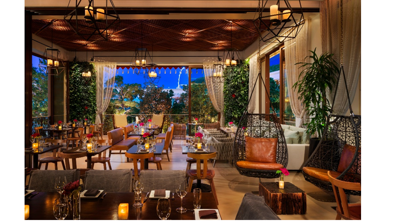 LA CAVE WINE & FOOD HIDEAWAY AT WYNN LAS VEGAS CELEBRATES THE BIG GAME WITH ALL-YOU-CAN-EAT PACKAGE