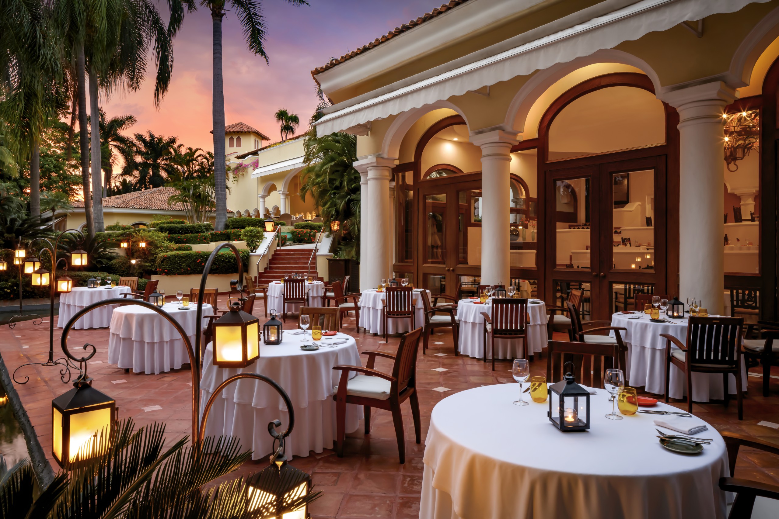 PASSPORT TO PARADISE: UNVEILING THE EPICUREAN ALLURE OF CASA VELAS HOTEL PUERTO VALLARTA
