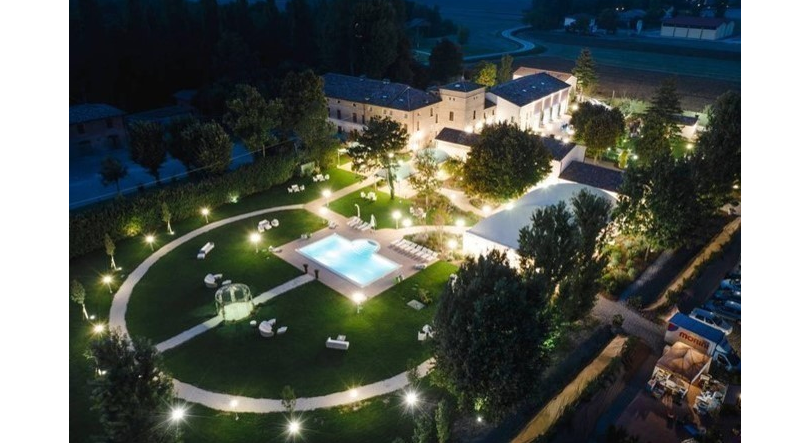 AN INTIMATE ITALIAN COUNTRY HOUSE HOTEL EXPERIENCE