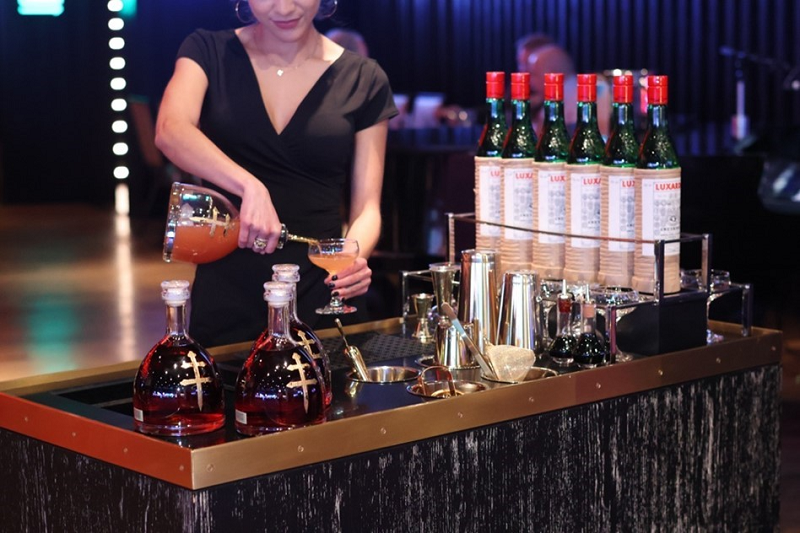ONE STEAKHOUSE ANNOUNCES “THURSDAYS LIVE” LINEUP AND WEEKLY MENU SPECIALS IN MARCH