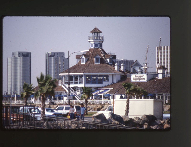 Parkers' Lighthouse Celebrates 40 Years of Waterfront Dining with Monthly Throwback Menu Specials