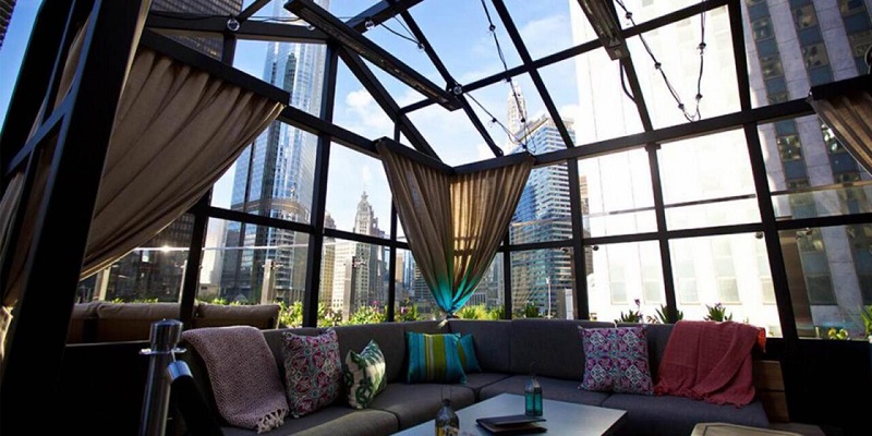 CHICAGO’S RAISED, AN URBAN ROOFTOP BAR, WELCOMES SARAH LASHURE AS NEW BAR MANAGER
