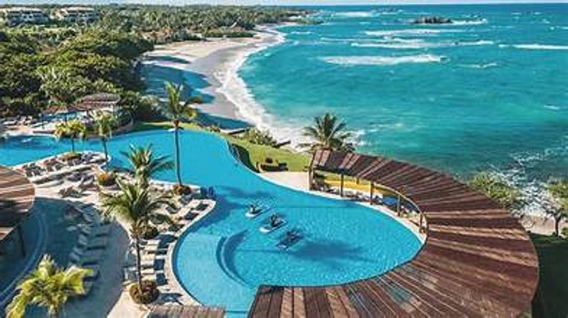 FOUR SEASONS RESORT PUNTA MITA DEBUTS EXCLUSIVE PRIVATE-LABEL TEQUILA IN COLLABORATION WITH JOSE CUERVO RESERVA DE LA FAMILIA