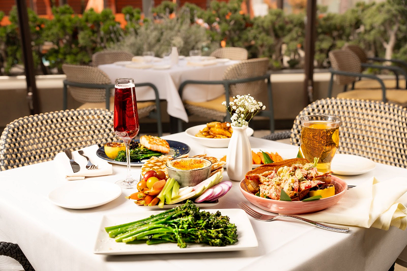 SHORESIDE RESTAURANT NOW OPEN AT SHORE HOTEL
