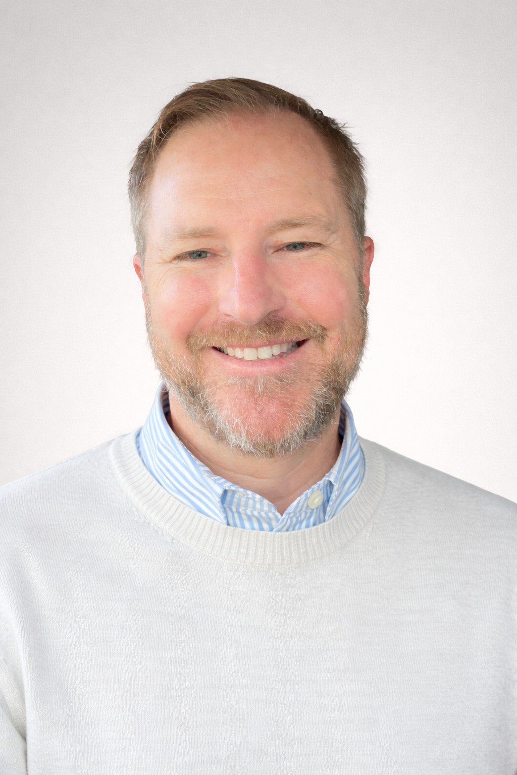 Hotel Nia Welcomes Daniel Corey as Director of Food & Beverage