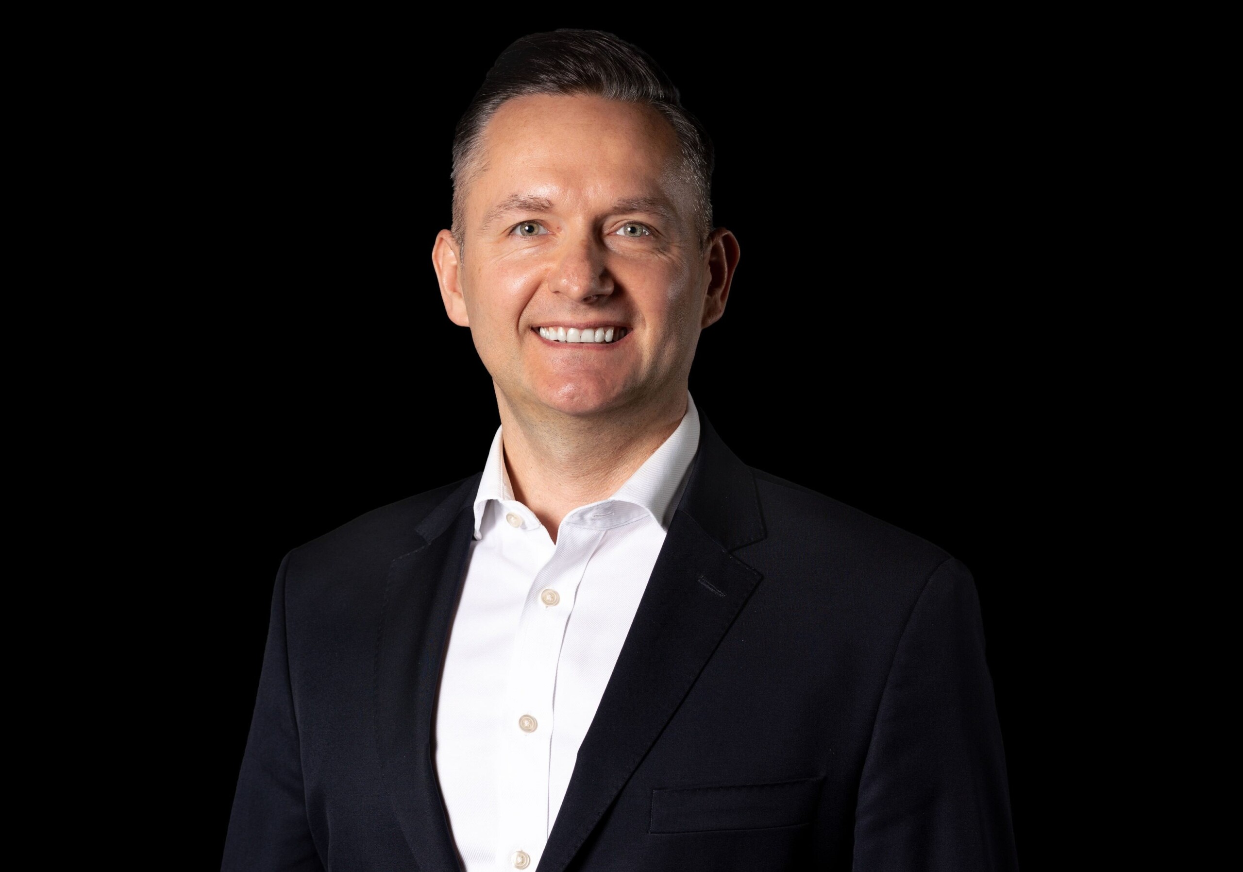Pawel Brzezinski Takes the Helm at Legends Global: A New Era in Premium Hospitality Experience