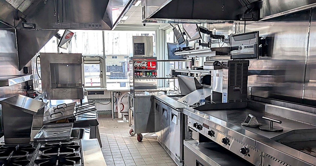 CA Restaurant Insurance Double Hit: What Operators Owe — Food & Beverage Magazine